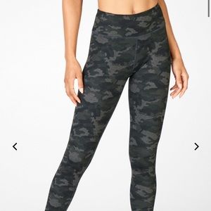 Powerhold Camo Leggings